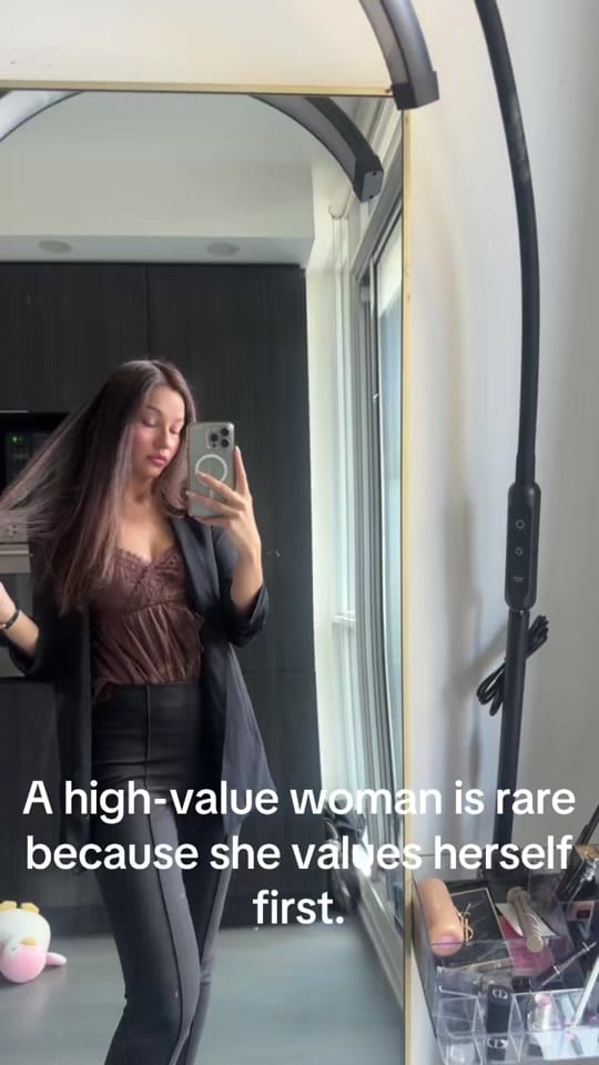 Post 3 by Vladislava Usacheva on TikTok (video)