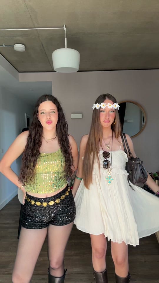 Post 4 by paula the strawberry on TikTok (video)