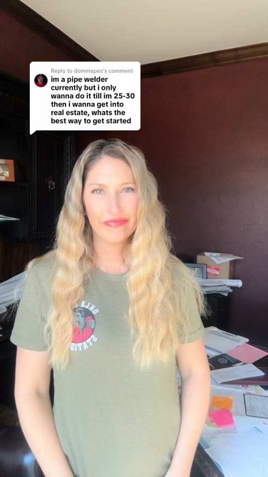 Post 8 by Alivia Snow on TikTok (video)