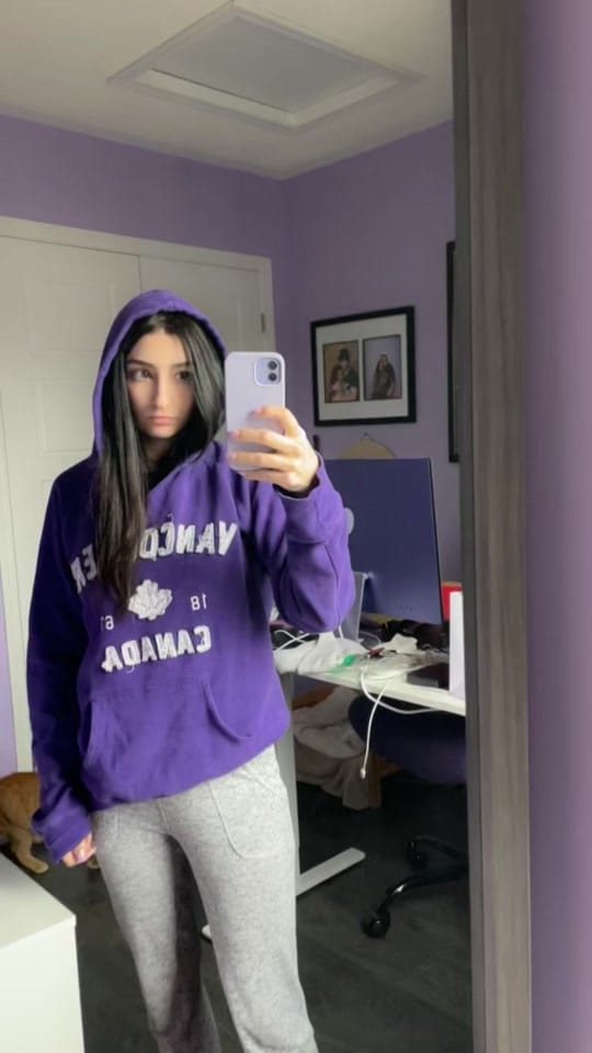 Post 5 by Daniela on TikTok (video)