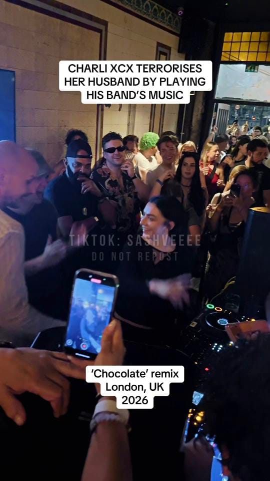 Post 8 by Sash Vee ⛓️ girl in the pit on TikTok (video)
