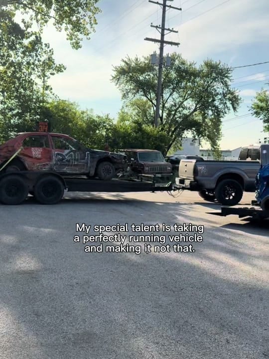 Post 3 by Adrian Abolins on TikTok (video)