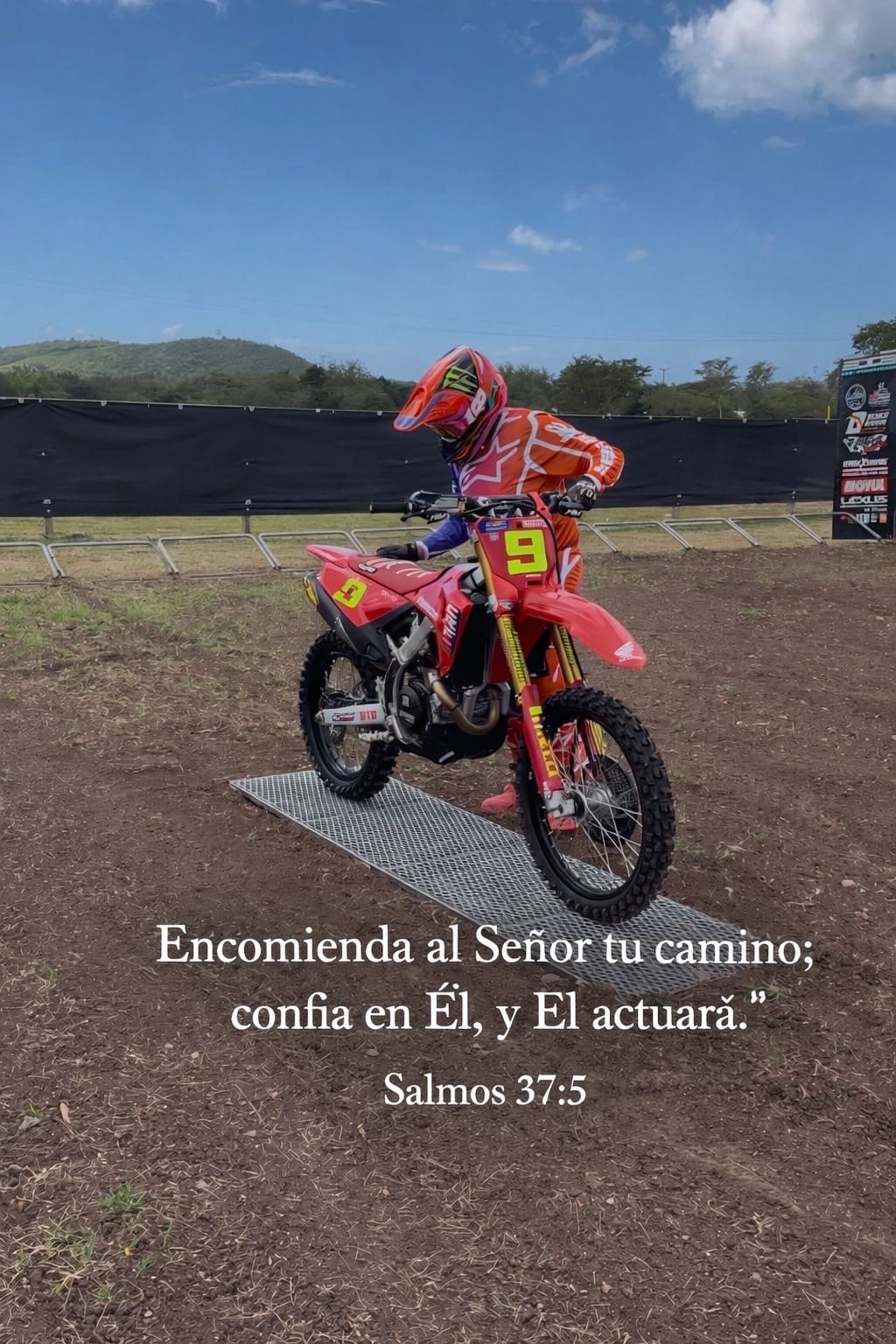 Post 8 by Robertito09 on TikTok (video)