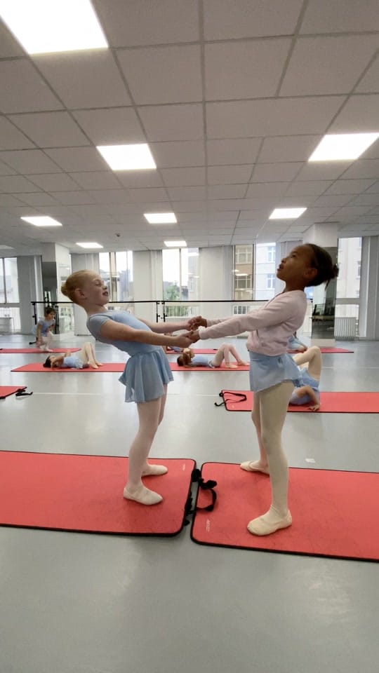 Post 10 by balletworkout on TikTok (video)