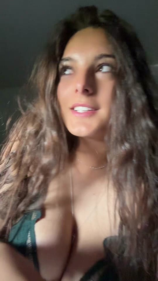 Post 6 by Ava Curletto on TikTok (video)