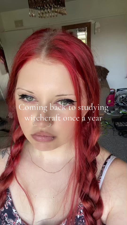 Post 1 by abbyylou on TikTok (video)