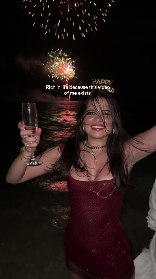 Post 5 by Damini ⚡️ on TikTok (video)