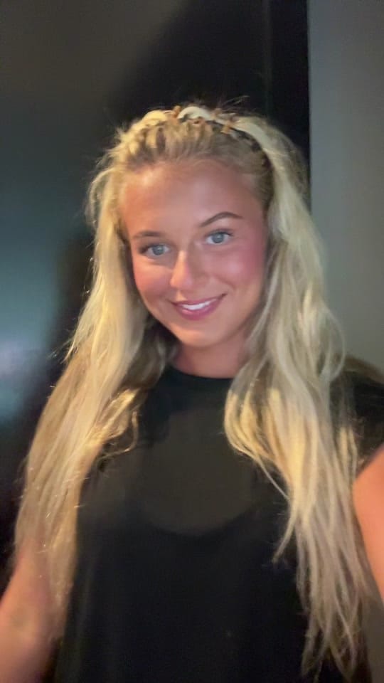 Post 1 by lun👙💓🫧 on TikTok (video)