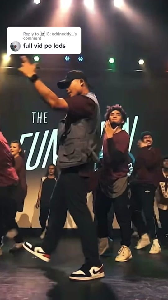 Post 5 by 4drian on TikTok (video)