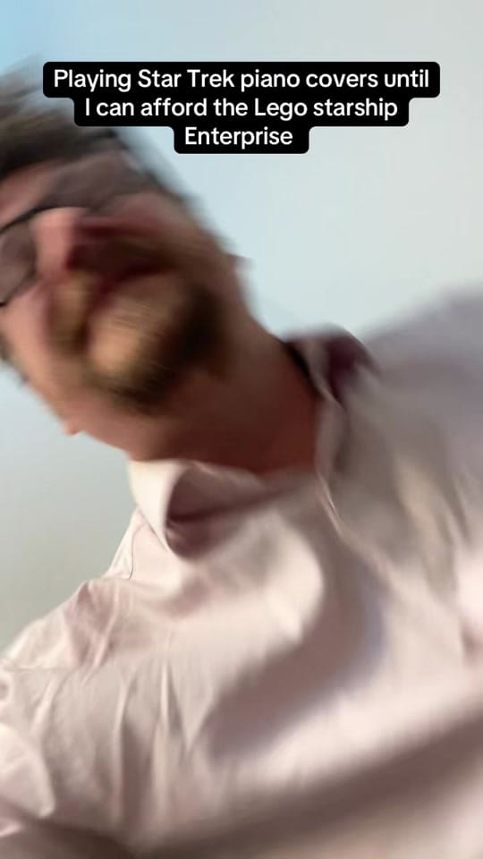 Post 10 by Jamie’s Piano Covers on TikTok (video)