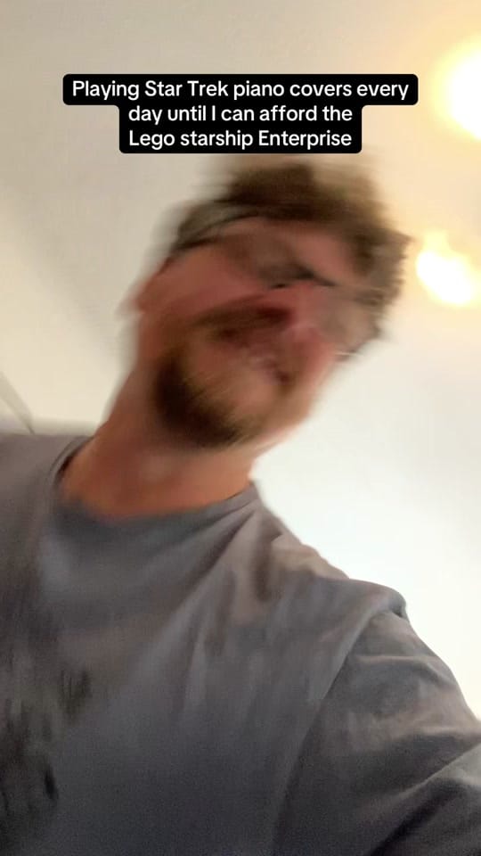 Post 1 by Jamie’s Piano Covers on TikTok (video)