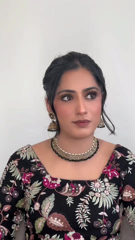 Post 4 by Artistry_by_Aarzoo on TikTok (video)