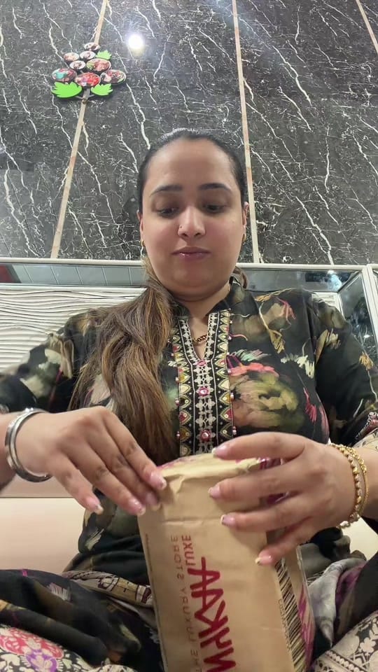 Post 8 by Artistry_by_Aarzoo on TikTok (video)