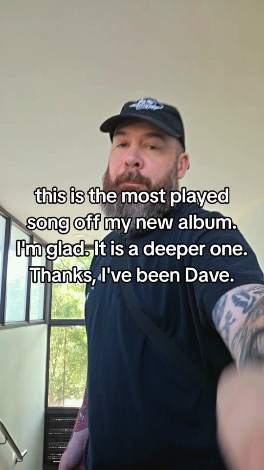 Post 7 by ILLAMAN on TikTok (video)