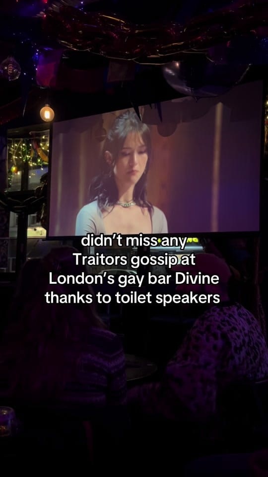 Post 6 by Alex Fanny Darling Davis on TikTok (video)