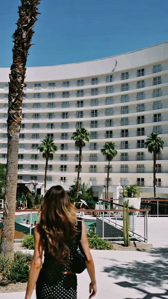 Post 1 by Laura Reid on TikTok (video)