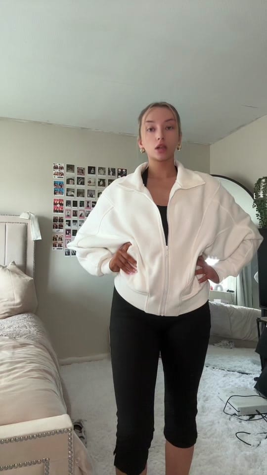 Post 3 by 🩵🦋Chlo🦋🩵 on TikTok (video)