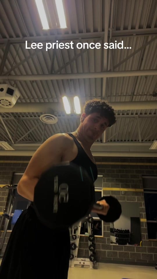 Post 3 by Anabolic Shelly on TikTok (video)
