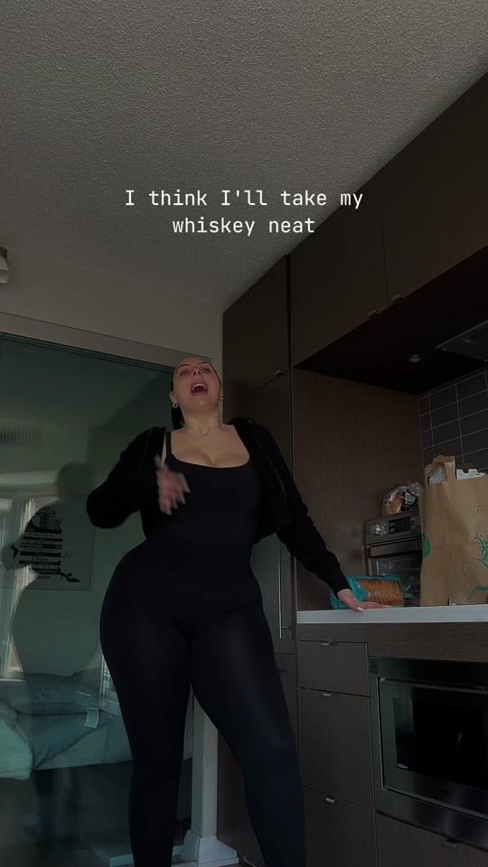 Post 10 by Jessica on TikTok (video)