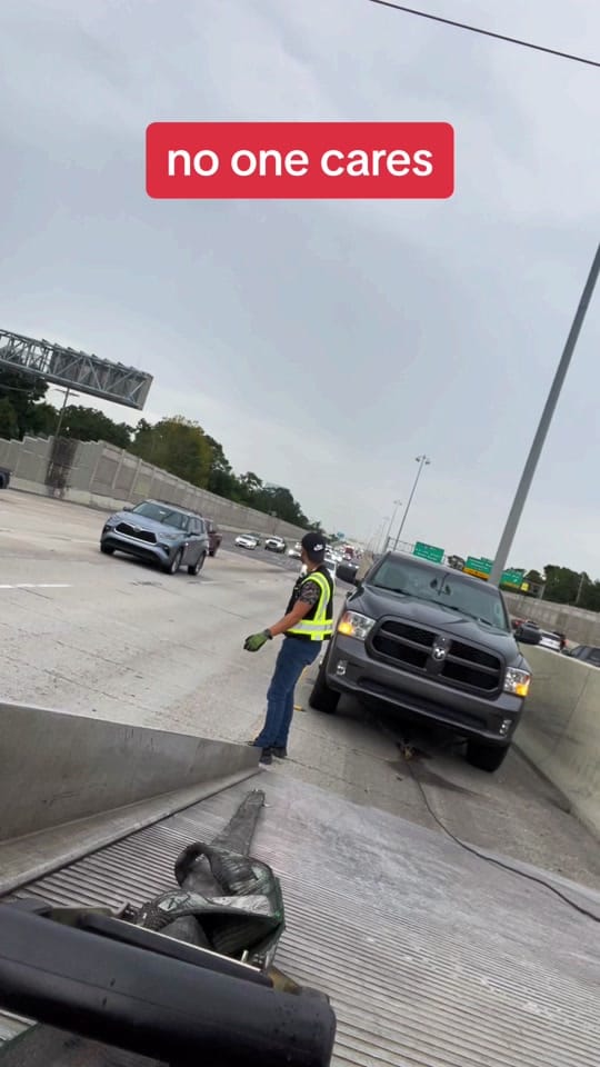 Post 10 by 🪝A&Z  Towing🪝 on TikTok (video)