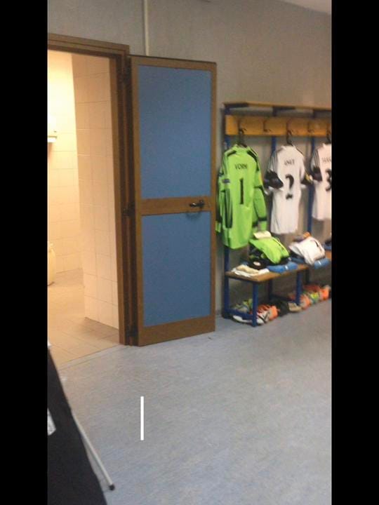 Post 9 by Between2Kitmen on TikTok (video)