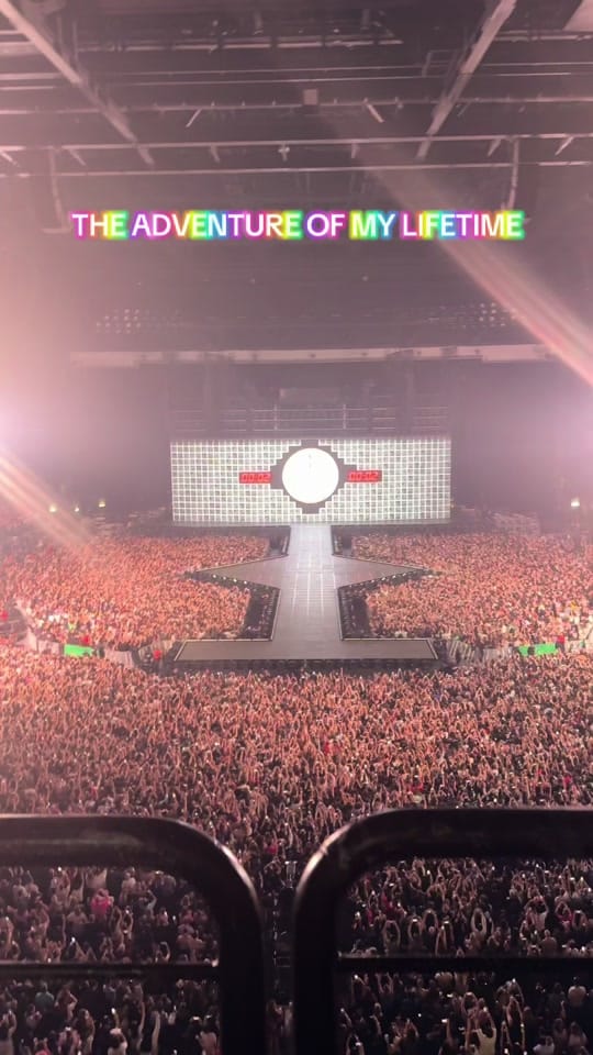 Post 10 by Alex Day 🐍 on TikTok (video)