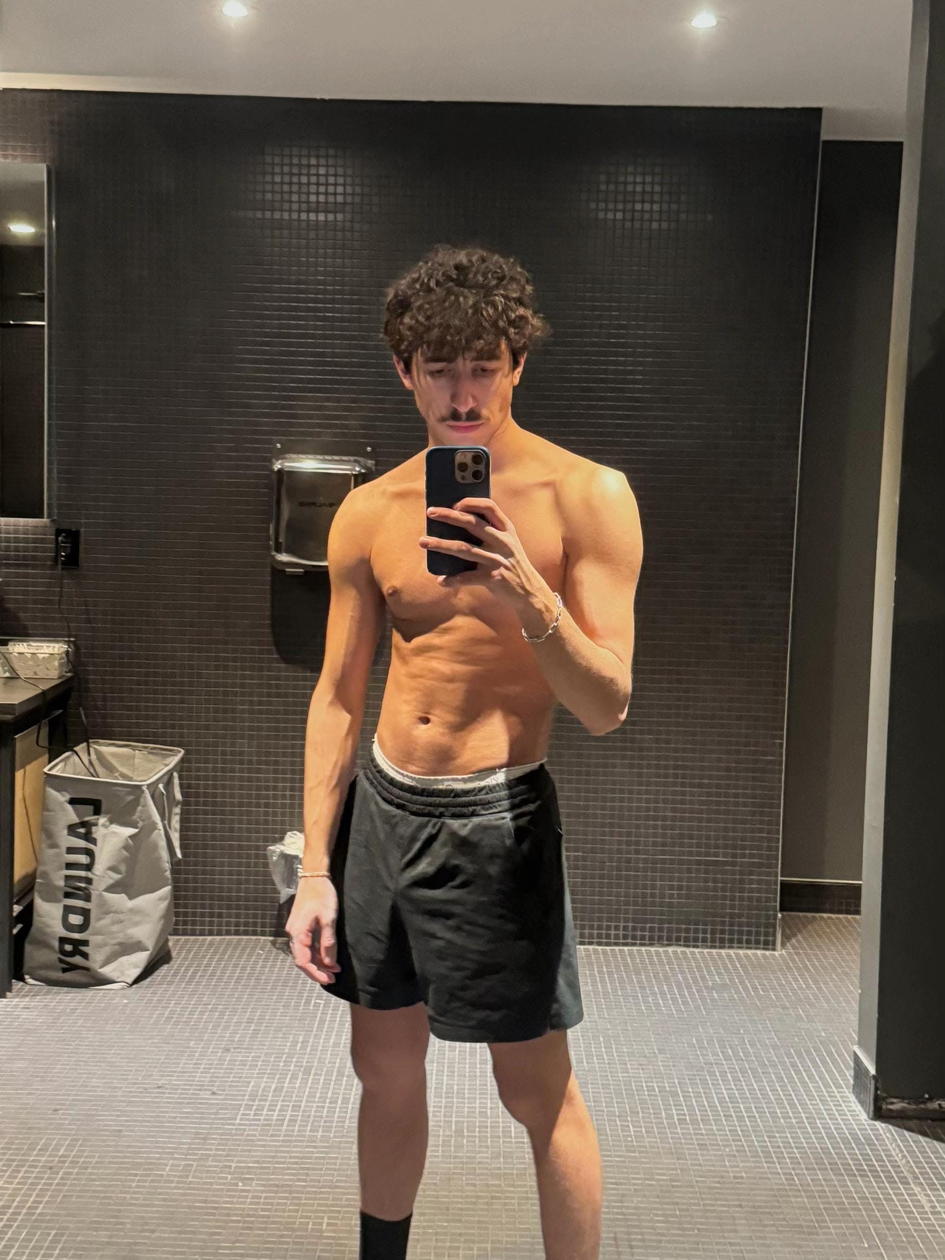 Post 7 by antween on TikTok (video)