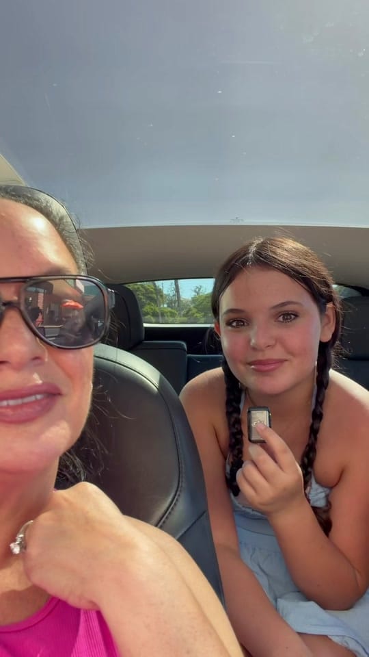 Post 1 by NabetsiTravels | Florida Guide on TikTok (video)