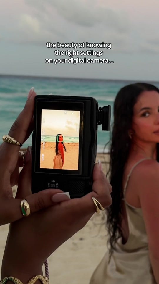 Post 10 by Aiah on TikTok (video)