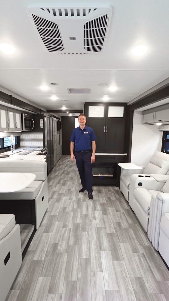 Post 5 by Thor Motor Coach on TikTok (video)