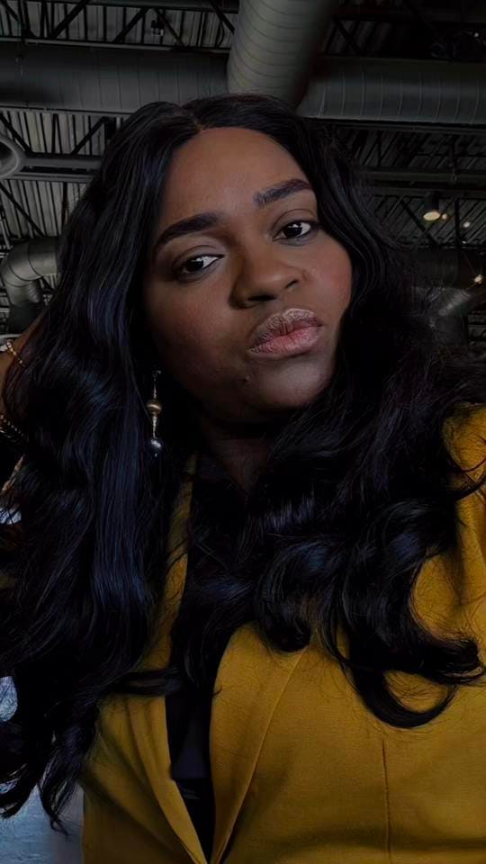 Post 8 by Stephanie on TikTok (video)