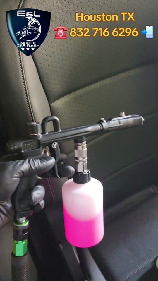 Post 4 by E&L Mobile Car Wash on TikTok (video)