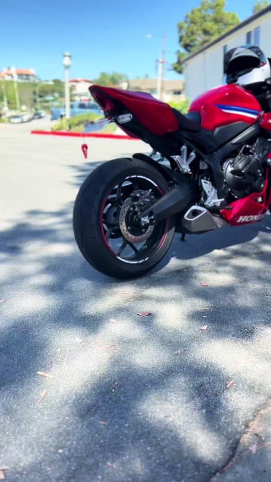 Post 1 by moto_ alex.srgv on TikTok (video)