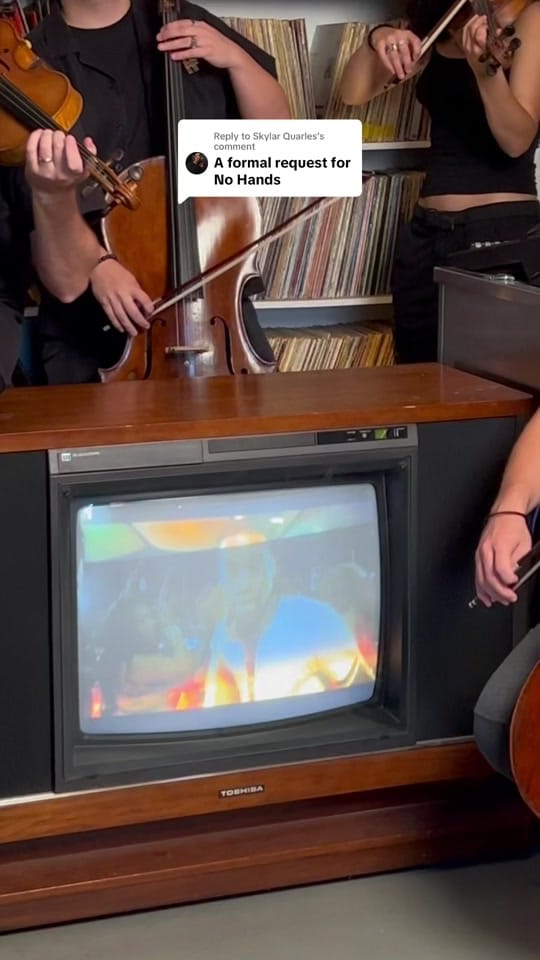Post 9 by STRINGS FROM PARIS on TikTok (video)
