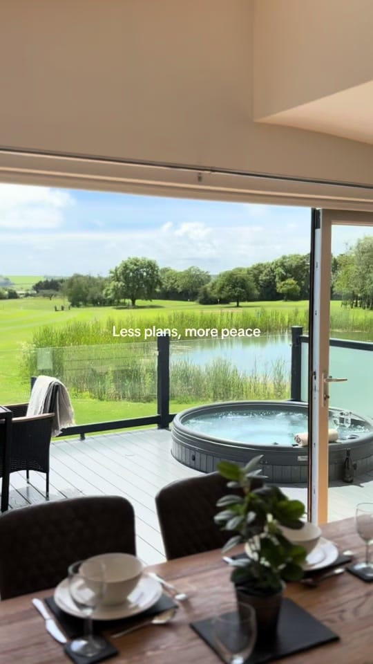 Post 5 by florencesprings on TikTok (video)