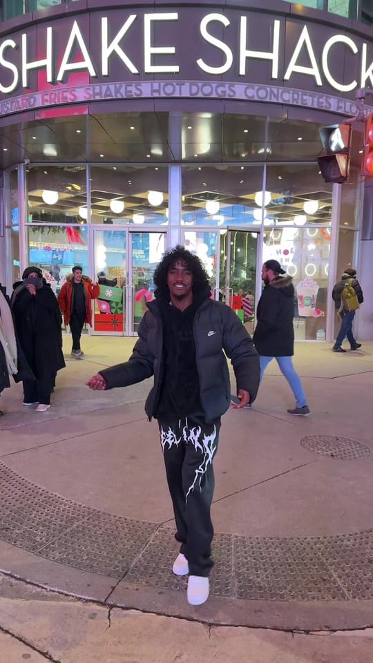 Post 9 by MR.RANDOM237 on TikTok (video)