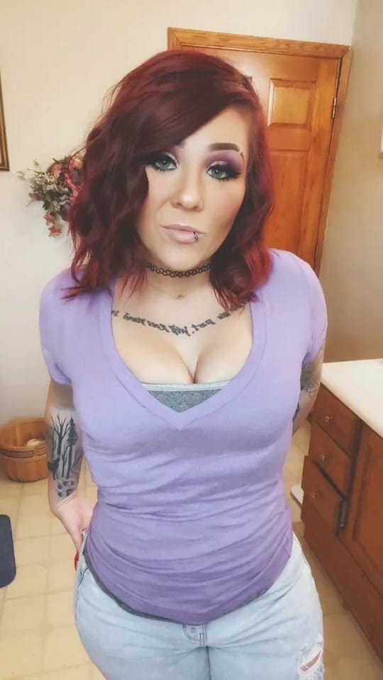 Post 4 by 🦇🌻Sup its Tee🌻🦇 on TikTok (video)