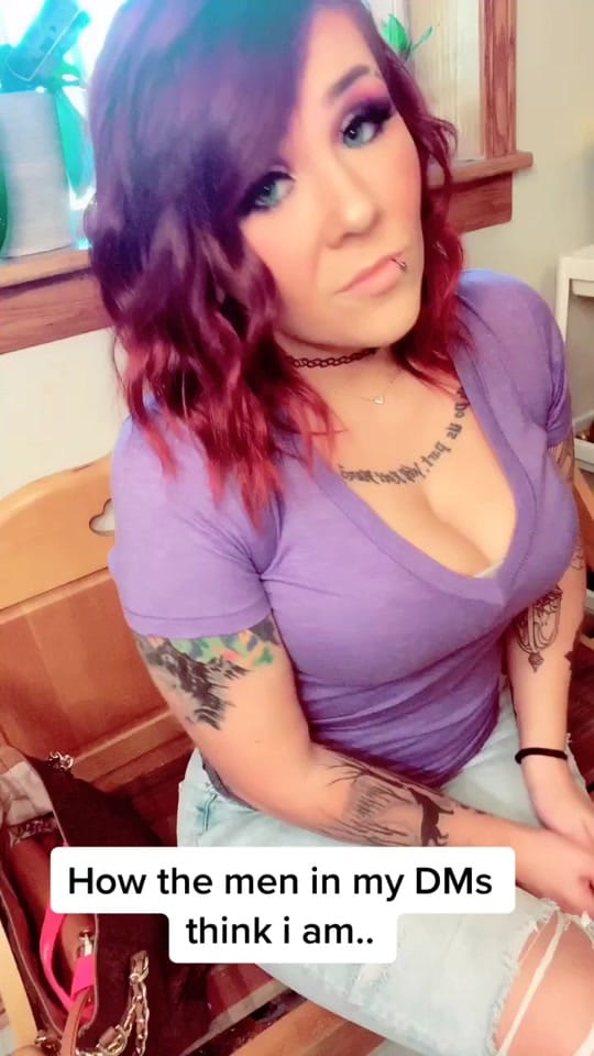 Post 5 by 🦇🌻Sup its Tee🌻🦇 on TikTok (video)