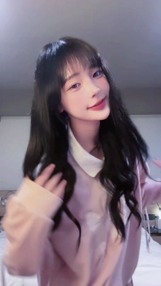 Post 8 by 혜리 on TikTok (video)