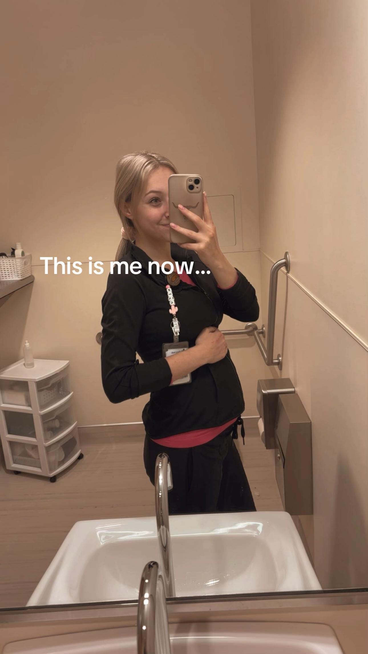 Post 3 by ⚡️becca⚡️ on TikTok (video)
