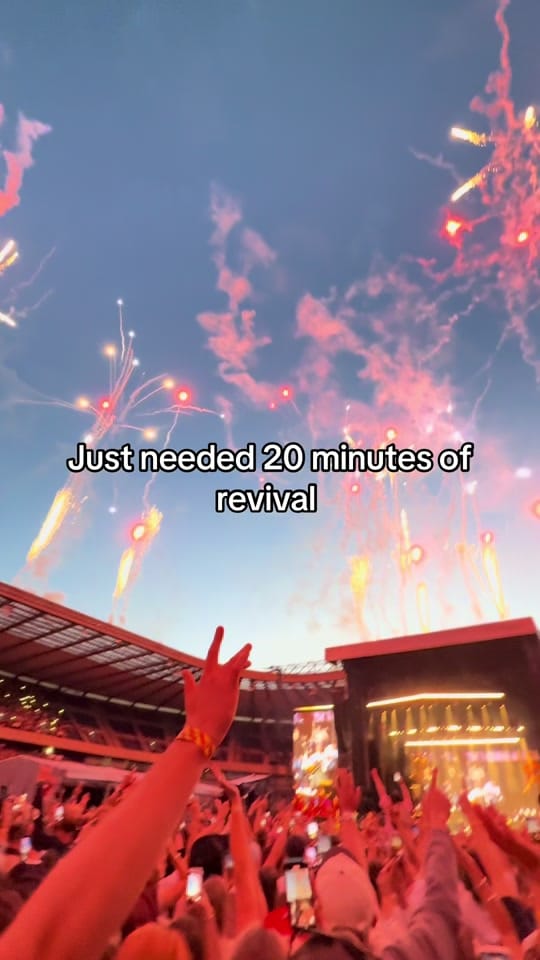 Post 8 by Sarah Campbell on TikTok (video)