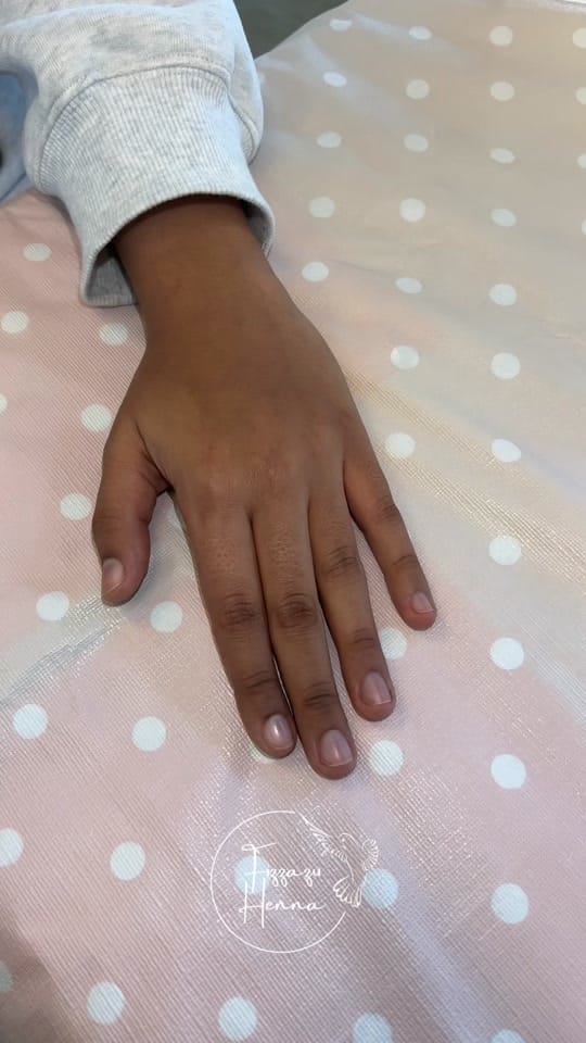 Post 5 by Fizzazu Henna on TikTok (video)