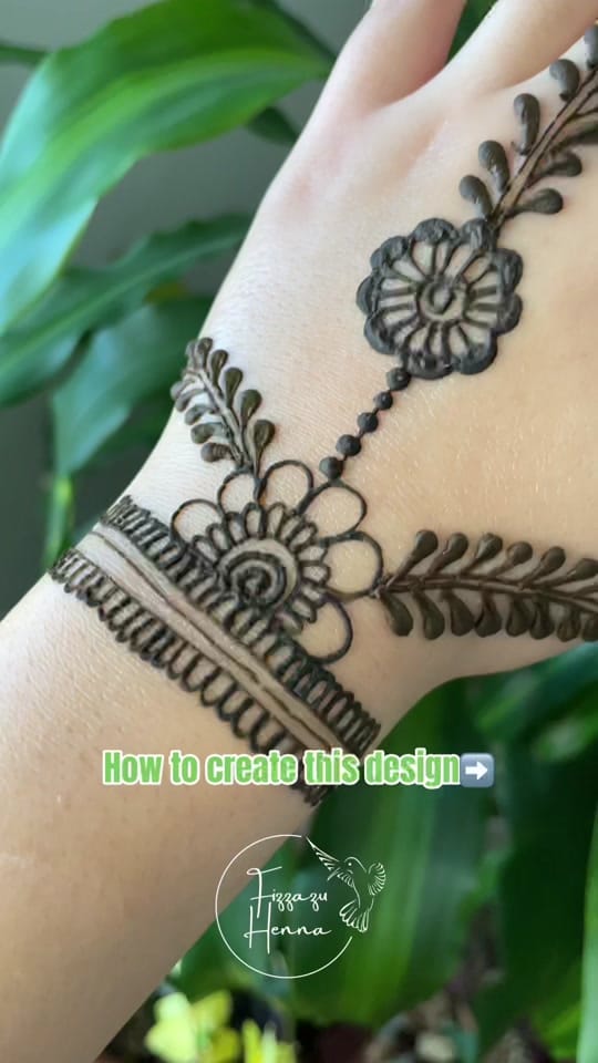 Post 2 by Fizzazu Henna on TikTok (video)