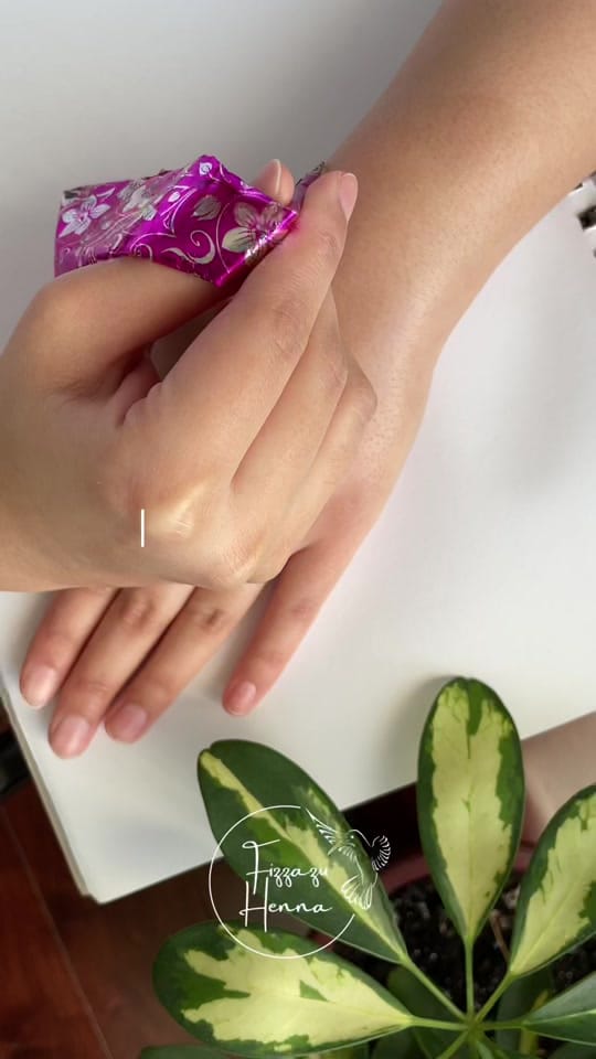 Post 1 by Fizzazu Henna on TikTok (video)