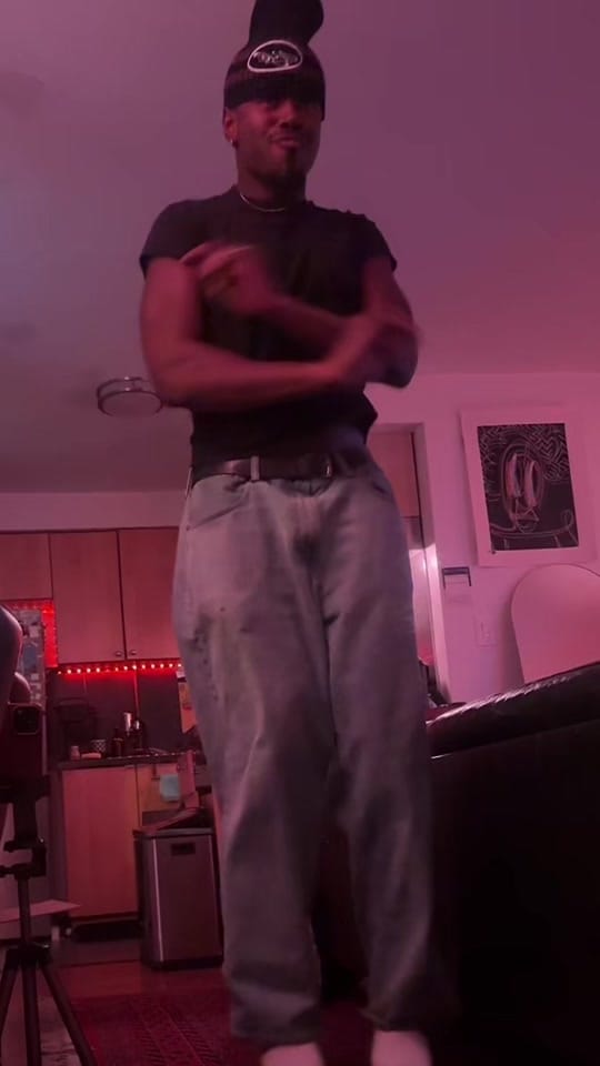 Post 4 by BENJAMIN WILLIAMS on TikTok (video)