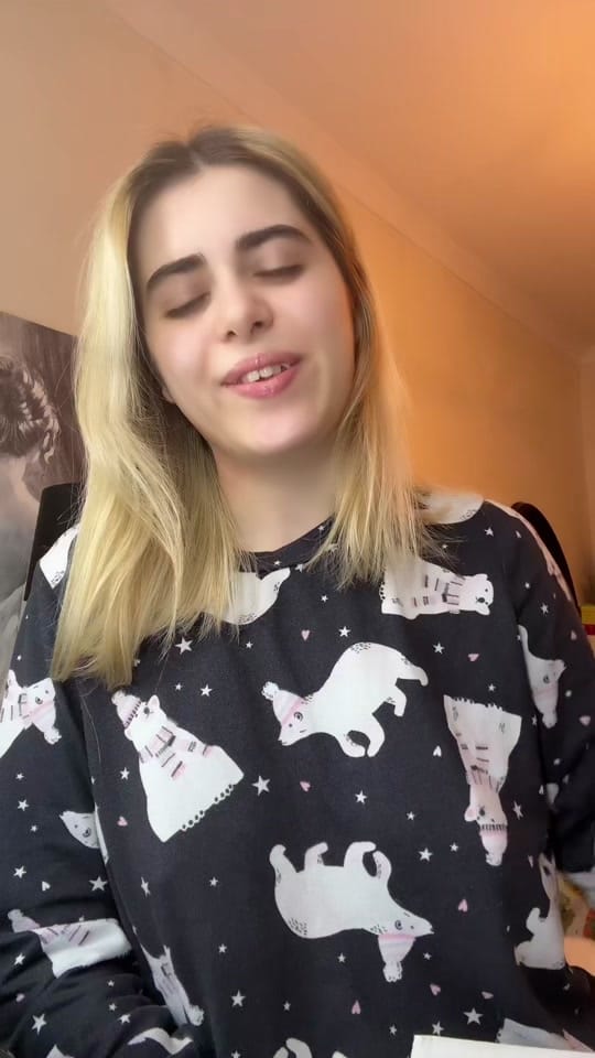 Post 4 by Megan Domingos on TikTok (video)