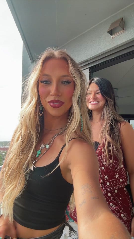 Post 3 by carson⚡️🖤🐆🪩 on TikTok (video)
