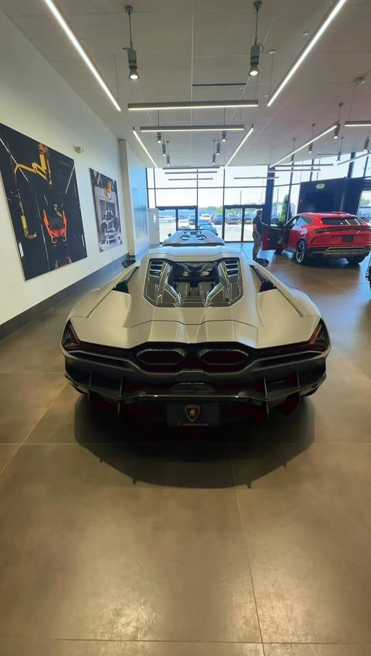 Post 6 by Jordan Porche on TikTok (video)