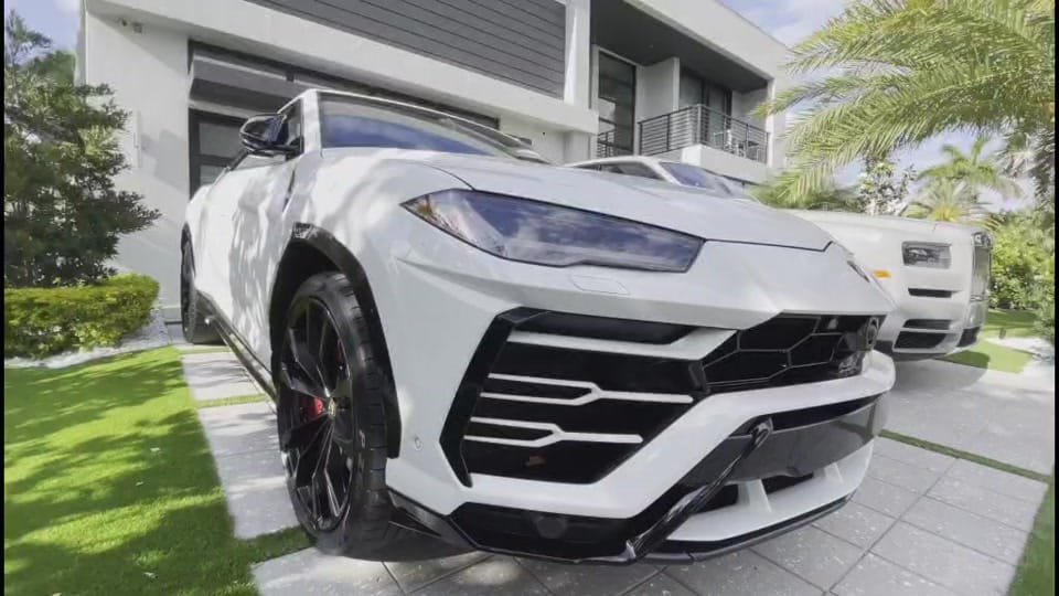 Post 3 by Onyx Exotix Miami Car Rental on TikTok (video)