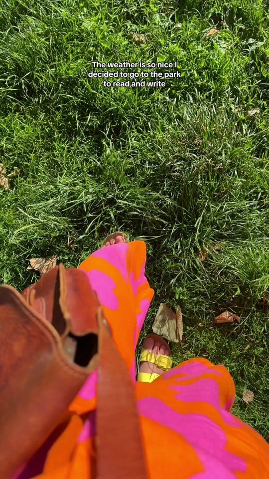 Post 5 by Lottie Saahko 📚💻☕️ on TikTok (video)